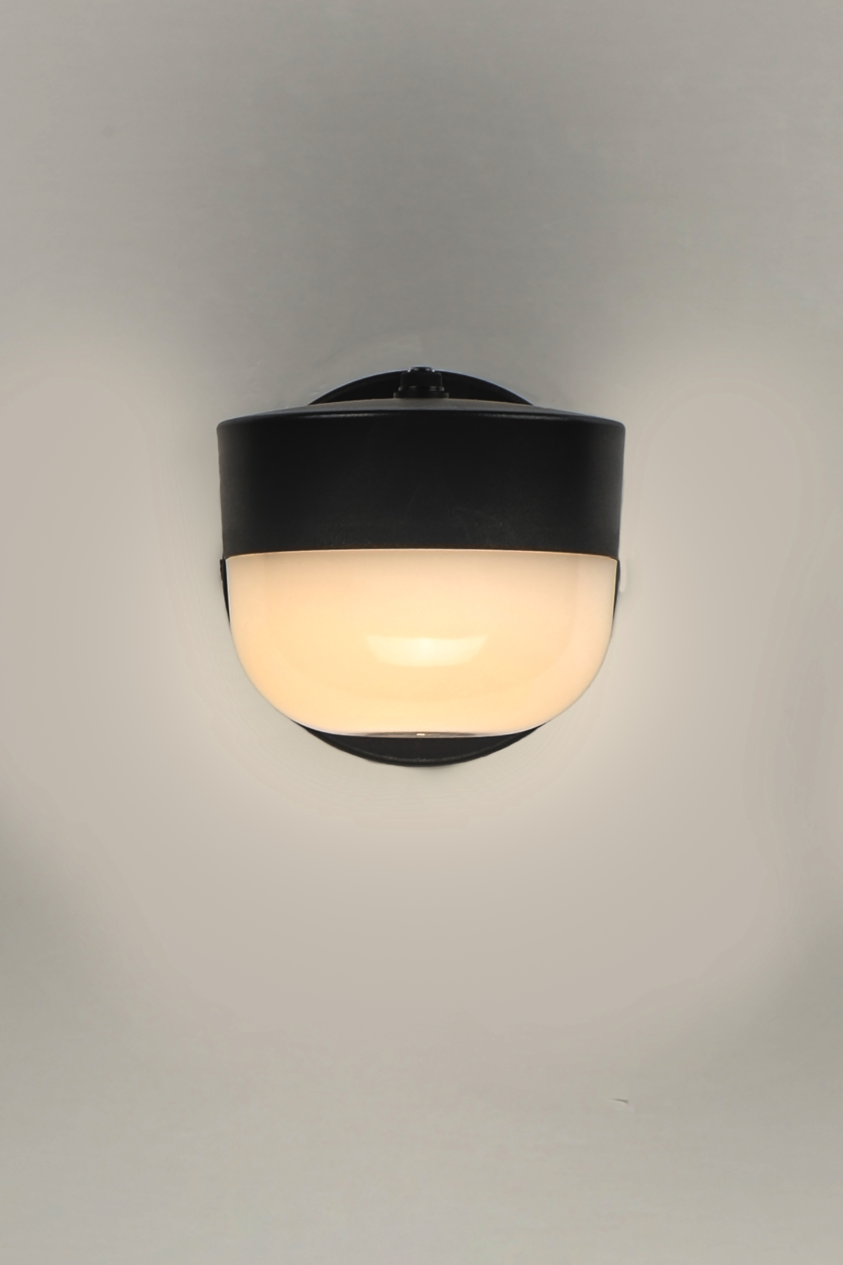 Black 1-Light 8 Watt Maxim 51116FTBK Michelle Polycarbonate Shade Outdoor LED Wall Sconce 5H x 5W