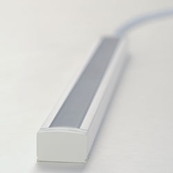 CounterMax 120V Slim 18" LED UC White Tunable